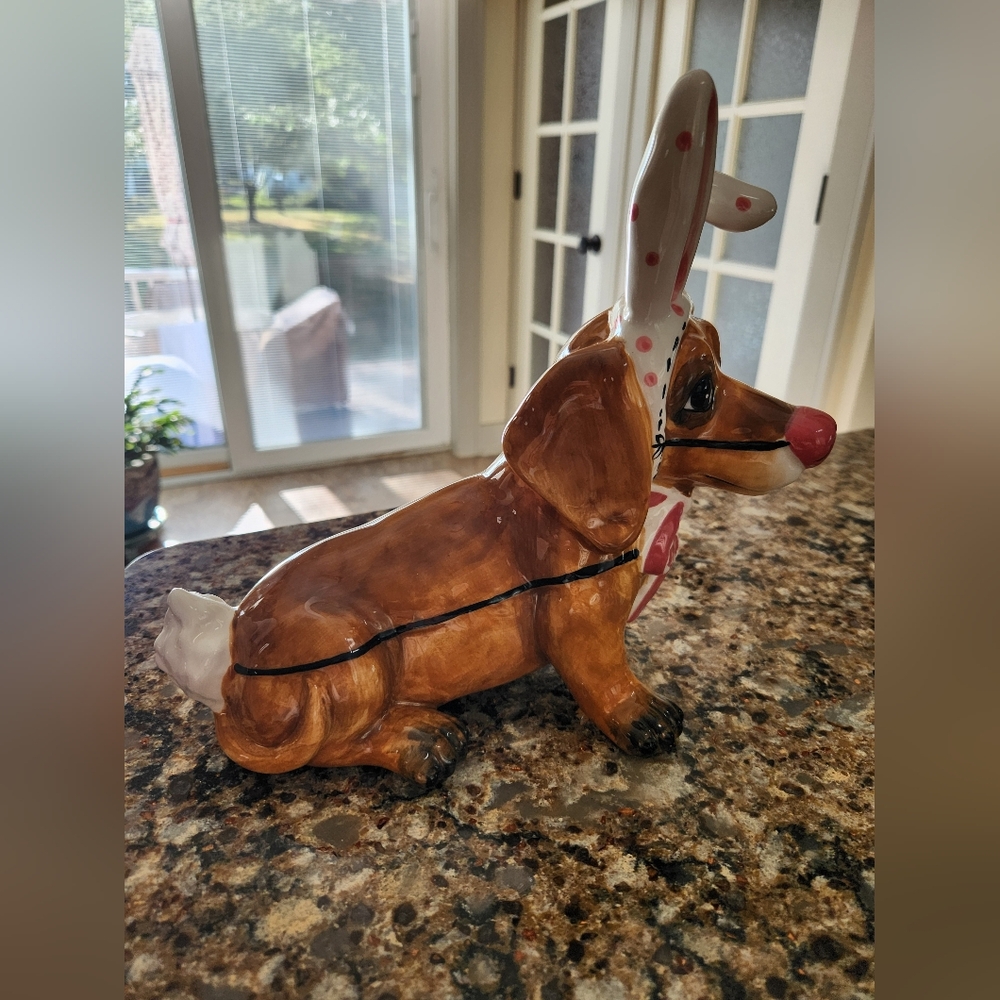 Bunny Dachshund Figurine - Picture 4 of 7